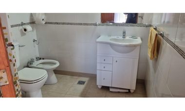 CHALET EN SIERRA DE LOS PADRES CON GRAN PARQUE