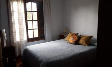 CHALET EN SIERRA DE LOS PADRES CON GRAN PARQUE