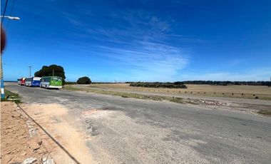 LATORRE PROP. VENDE HERMOSO LOTE A METROS DEL MAR