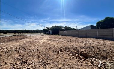 LATORRE PROP. VENDE HERMOSO LOTE A METROS DEL MAR