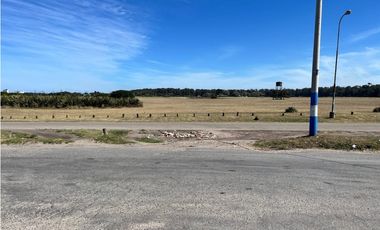 LATORRE PROP. VENDE HERMOSO LOTE A METROS DEL MAR