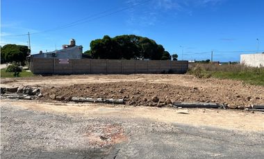 LATORRE PROP. VENDE HERMOSO LOTE A METROS DEL MAR