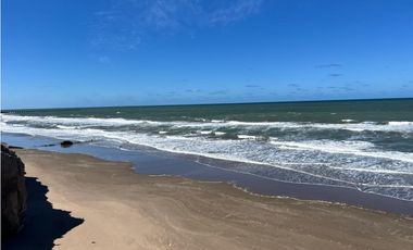 LATORRE PROP. VENDE HERMOSO LOTE A METROS DEL MAR