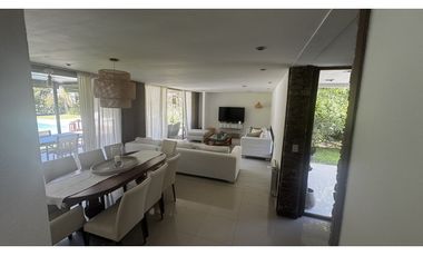 Venta de Casa en barrio privado Las Lomas, Haras Santa Maria. Escobar