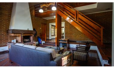 CASA 6 AMBIENTES- APTO CREDITO – VALLE VERDE