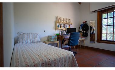 CASA 6 AMBIENTES- APTO CREDITO – VALLE VERDE
