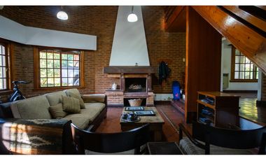 CASA 6 AMBIENTES- APTO CREDITO – VALLE VERDE
