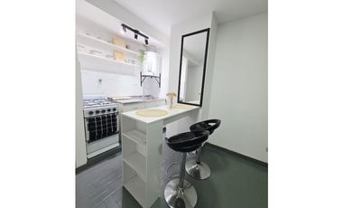 VENTA - MONOAMBIENTE REFACCIONADO - AMOBLADO - Bº CENTRO