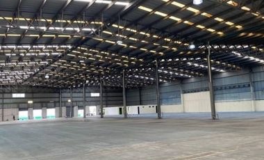 Bodega en Renta en Querétaro por Bernardo Quintana de 4,080