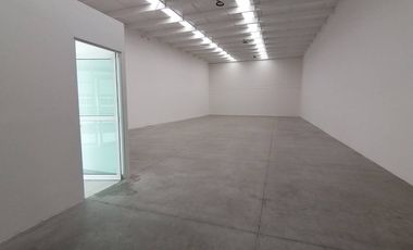 Bodega en Renta en Querétaro, de 223 m2 por Parque Industria