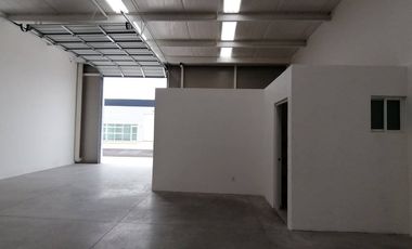 Bodega en Renta en Querétaro, de 223 m2 por Parque Industria