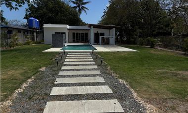 GORGONA / 800M / 3 HABITACIONES / PISCINA / A 1 CUADRA DE PLAYA MALIBU