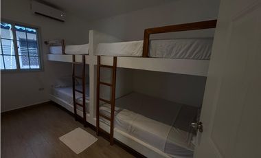 GORGONA / 800M / 3 HABITACIONES / PISCINA / A 1 CUADRA DE PLAYA MALIBU