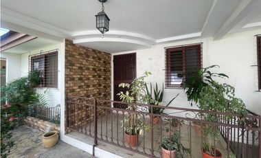 HATO PINTADO / 12 DE OCTUBRE / 495M / 3 HABITACION / 2 PARKING