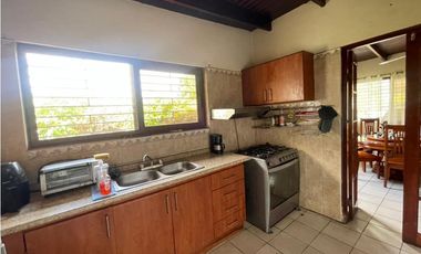 SE VENDE CASA EN HATO PINTADO 12 DE OCTUBRE DE 495M CON 3 HABITACIONES