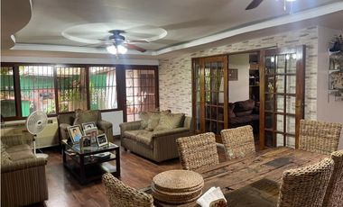 SE VENDE CASA EN HATO PINTADO 12 DE OCTUBRE DE 495M CON 3 HABITACIONES