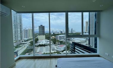 Se alquila apartamento en Costa del Este
