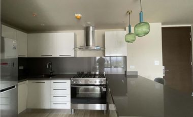 Se alquila apartamento en Costa del Este