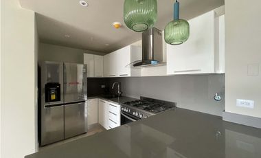 Se alquila apartamento en Costa del Este