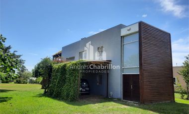 Casa En Zona Lago De Salto Grande