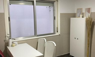 Inmueble con consultorios, departamentos y alto potencial