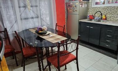 Departamento Tipo Casa en alquiler en Lanus Este