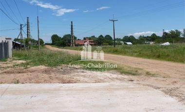 Excelente terreno sobre avenida principal, zona San Carlos