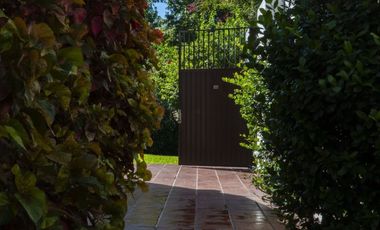 Excepcional casa de tres dormitorios en venta zona Nebel