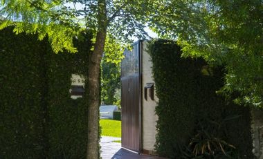 Excepcional casa de tres dormitorios en venta zona Nebel