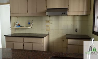 Excepcional casa de tres dormitorios en venta zona Nebel