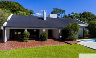 Excepcional casa de tres dormitorios en venta zona Nebel