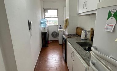 Excelente departamento al frente en ubicación estratégica
