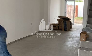 Dúplex en venta zona San Carlos