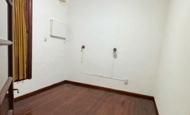 Casa de 3 dormitorios con cochera y patio – Oportunidad en Concordia