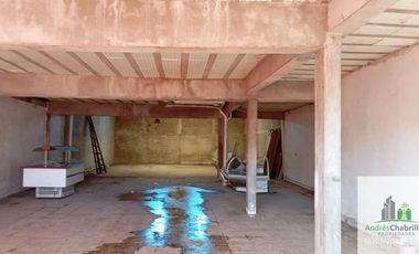 Galpón más departamento de 3 dormitorios en venta Concordia