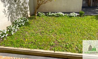 Casa de dos dormitorios en alquiler