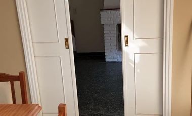 Casa de dos dormitorios en alquiler