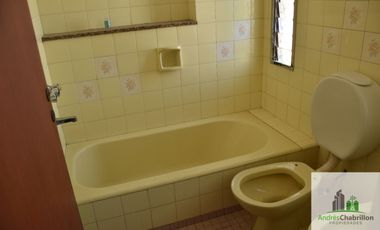 Casa en venta c/ cochera en Concordia