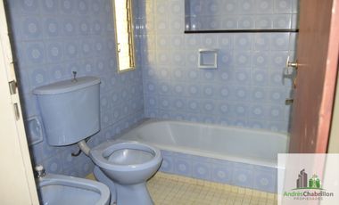 Casa en venta c/ cochera en Concordia