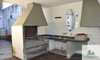 Casa en venta c/ cochera en Concordia