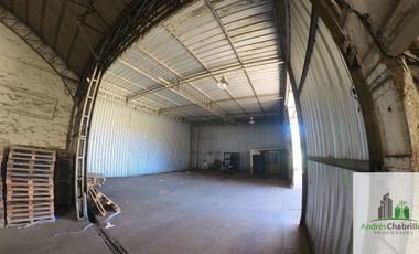 Excelente oportunidad de inversión en Concordia, galpón de 2670m2 cubiertos