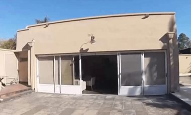 Exclusiva propiedad en Batalla de Cepeda y 6 de Caballería, zona Nebel