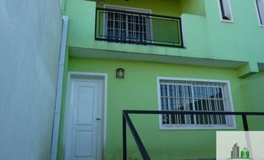 Dúplex en venta c/ cochera en Concordia