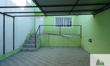 Dúplex en venta c/ cochera en Concordia