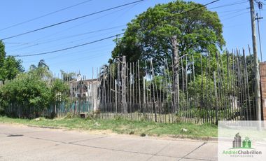 Excelente terreno en venta de 833.73m2 a metros de Av. Eva Perón