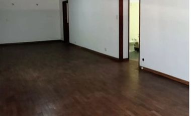 Departamento 2 dormitorios en alquiler con cochera sobre Peatonal Concordia