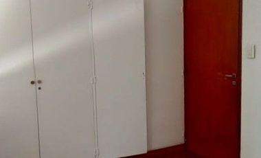 Departamento con cochera sobre peatonal de Concordia