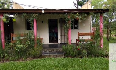 Casa con amplio terreno y piscina en zona Aeroclub