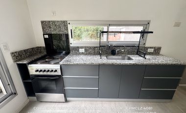 Dúplex 3 ambientes 100 m² en alquiler con cochera en Adrogué