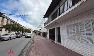 Casa en alquiler c/ cochera en Centro